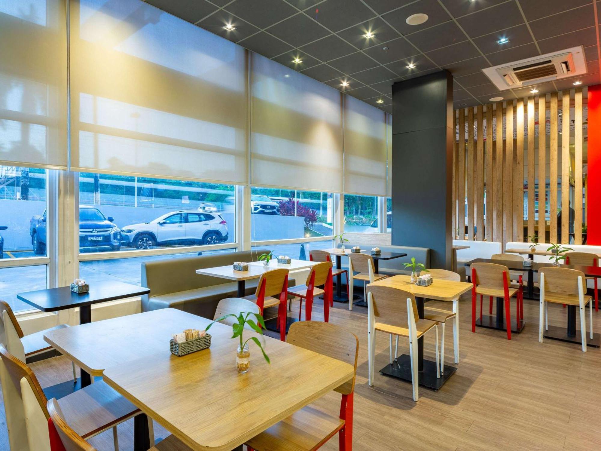 Ibis Manaus Aeroporto Hotel Eksteriør billede